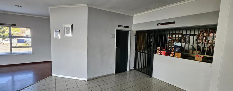 To Let Commercial Property for Rent in Worcester Western Cape